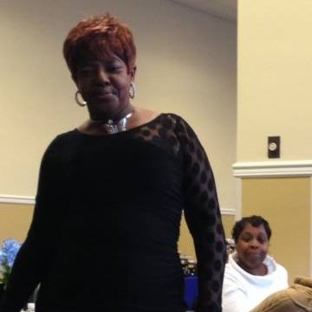 Meet your Posher, Sharon